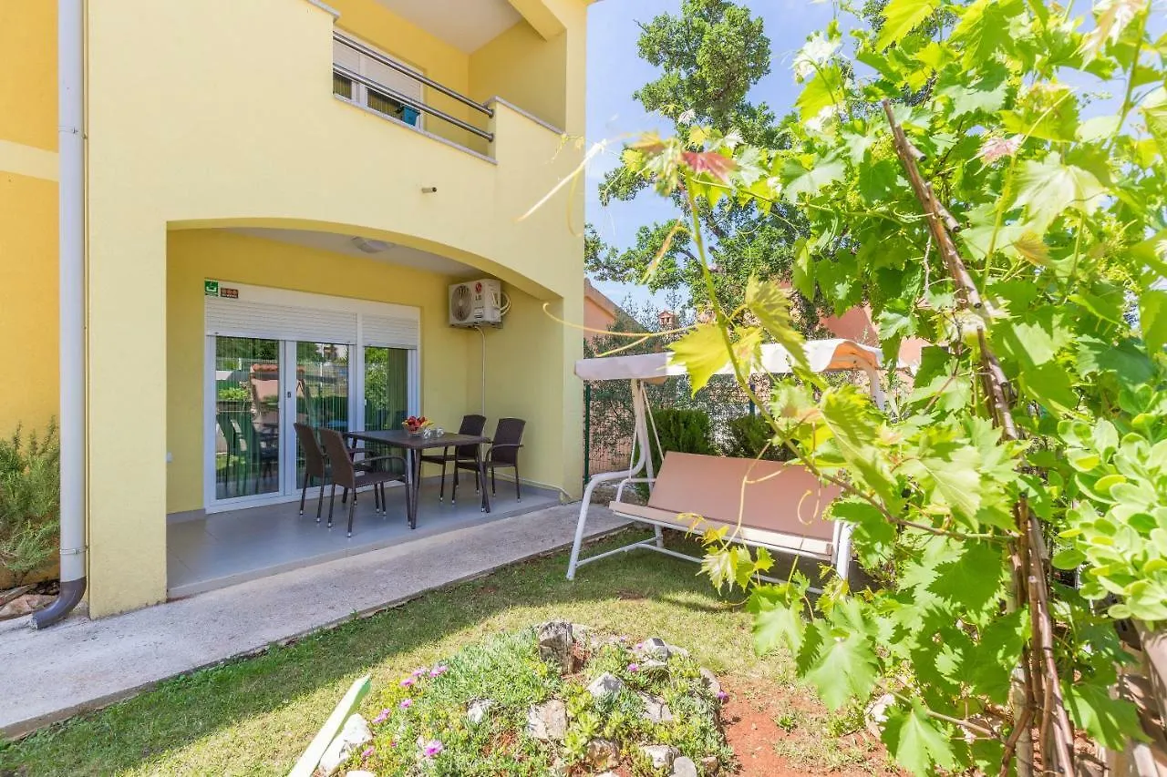 Holiday Home Villa Boras Novigrad Istria