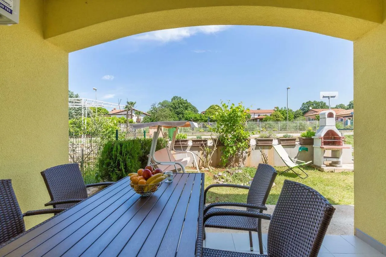 Holiday Home Villa Boras Novigrad Istria