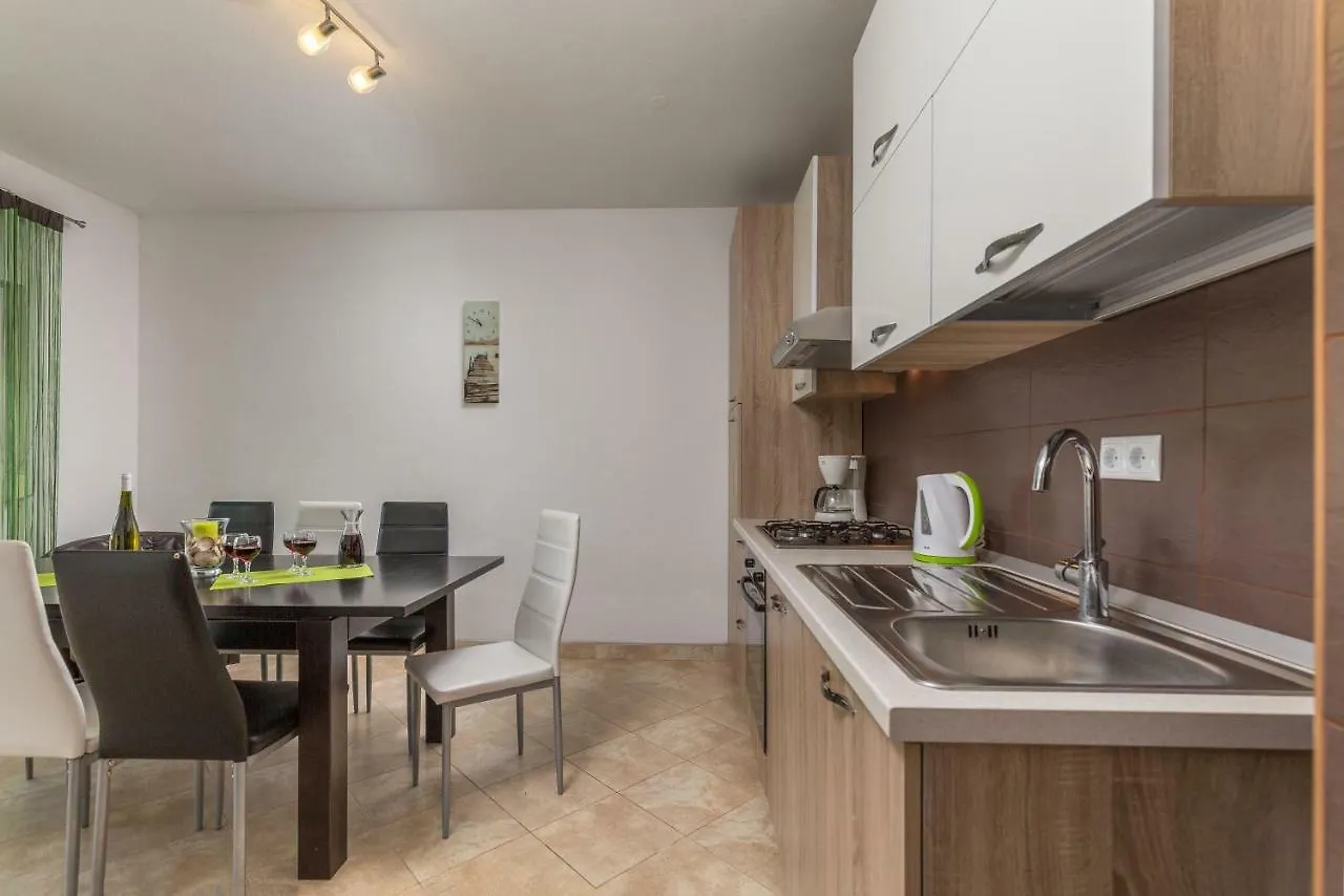 Holiday Home Villa Boras Novigrad Istria 0*,